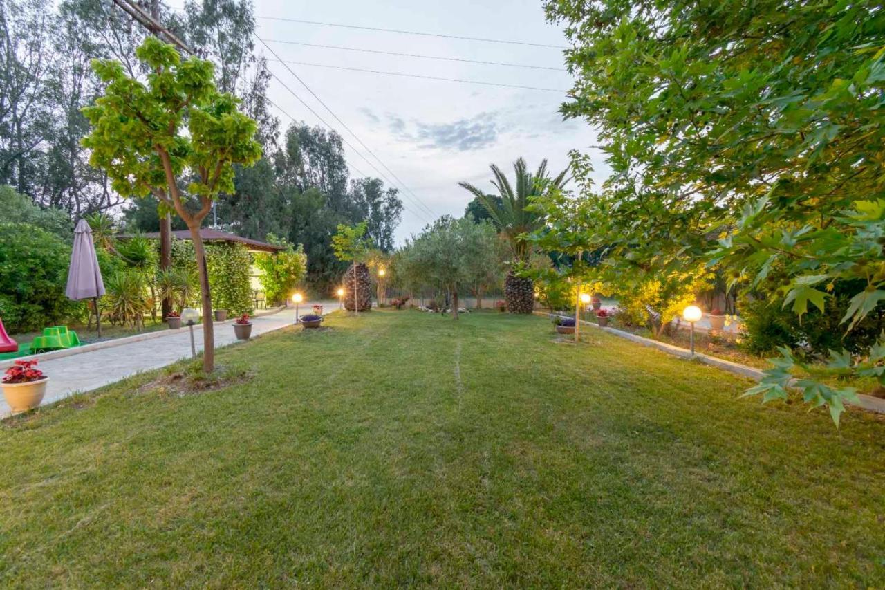 Athanasia Studios نيوس مارماراس المظهر الخارجي الصورة